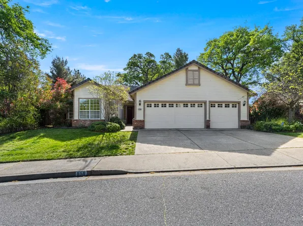 858 Supreme Ct, Auburn, CA 95603