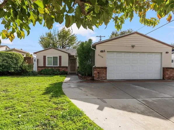 22708 Burton St, Canoga Park, CA 91304