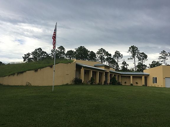 4th image of 2184 Nine Mile Rd