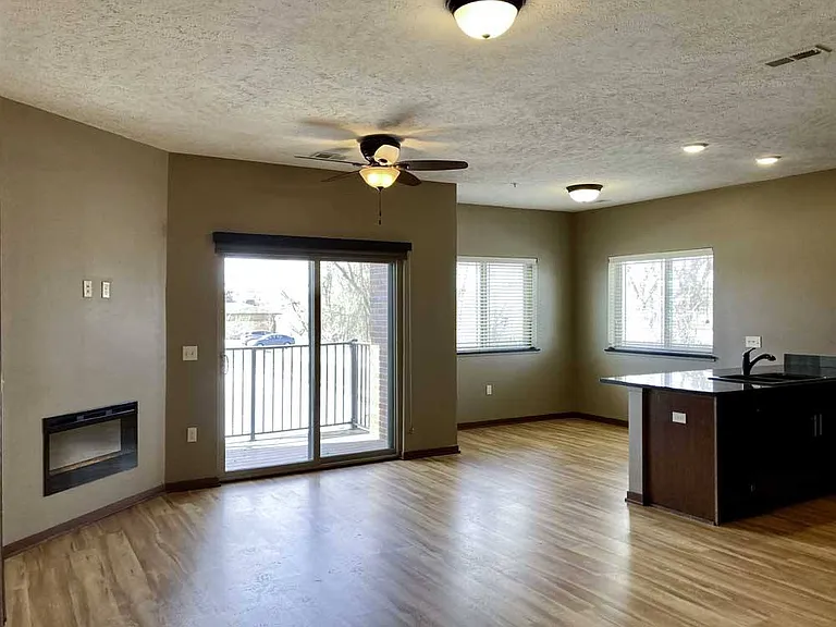 Villas of Omaha at Butler Ridge — Photo 116