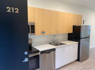 1407 SE Cora St APT 212, Portland, OR 97202