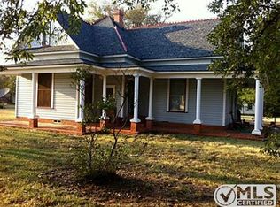 303 Hill St, Aubrey, TX 76227