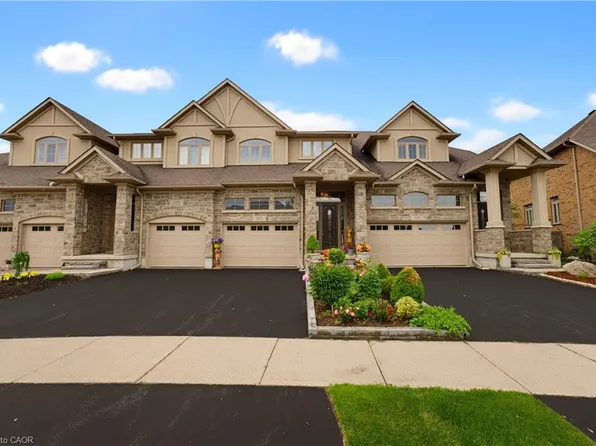 123 Oak Park Dr, Waterloo, ON N2K 0B3