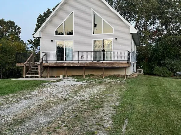10401 E Greenlawn Dr, Jerome, MI 49249