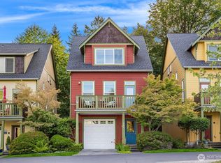 145 Sadie Ln NW, Bainbridge Island, WA 98110