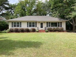 14 Hutchins St, Sumter, SC 29150