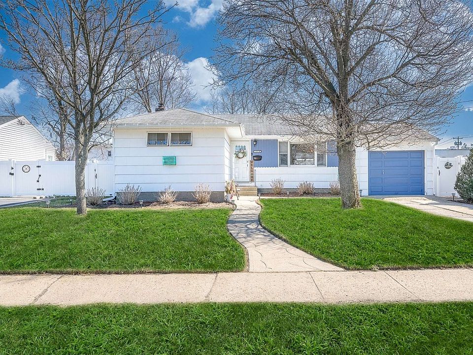 1840 Fairhaven Road, East Meadow, NY 11554 Zillow