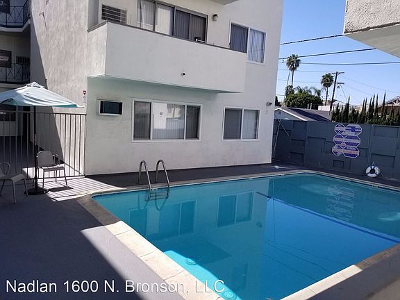 4th image of 1600 N Bronson Ave APT 16