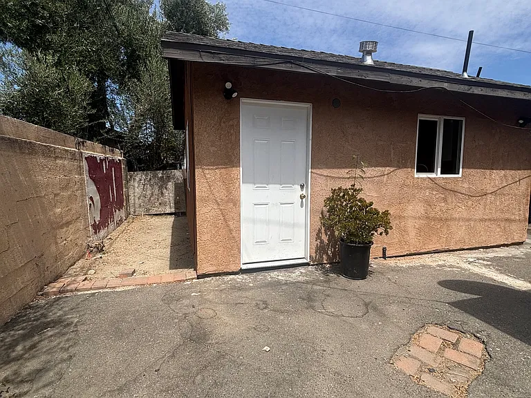 10639 El Dorado Ave #1/2 — Photo 1