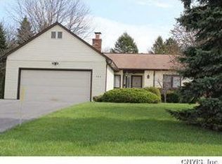 404 Kimry Moor, Fayetteville, NY 13066