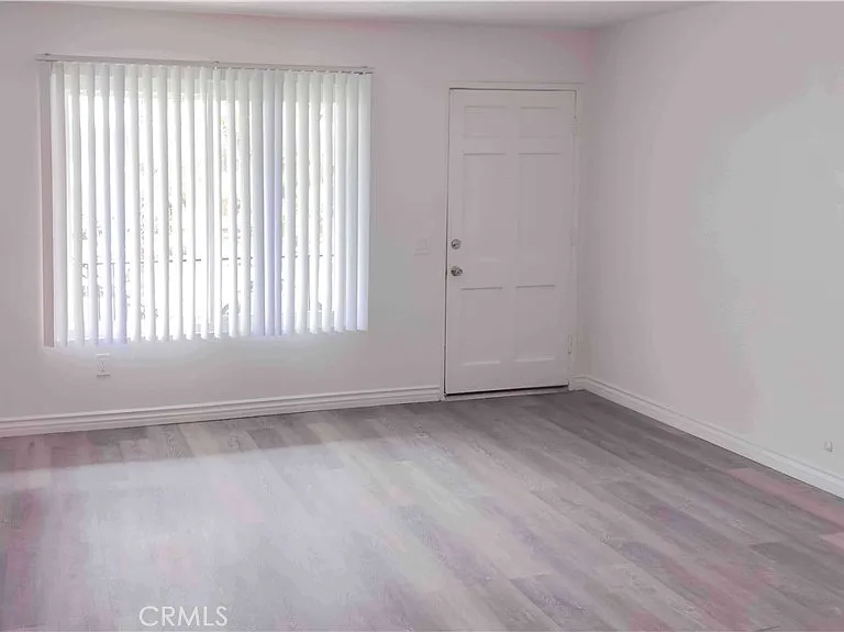 1724 Crofton Ln — Photo 5