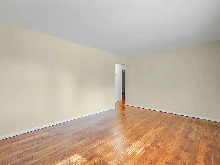 61 Kellum St #1 — Photo 3