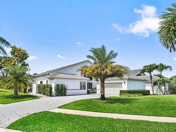 2nd image of 11517 Victoria Drive