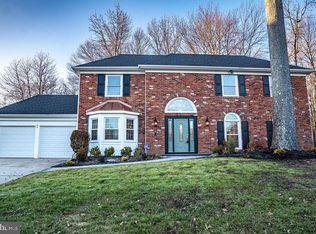 4 Covington Ln, Voorhees, NJ 08043