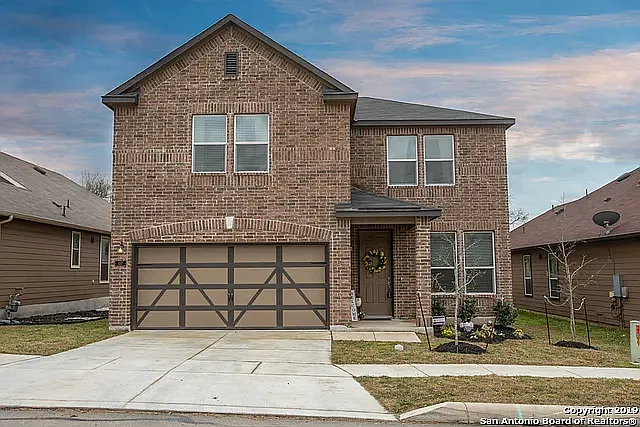 4 bed, 2652 sqft, $2,800 — Photo 1