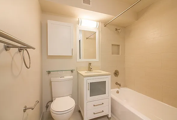 Rented by Mirador Real Estate | media 4