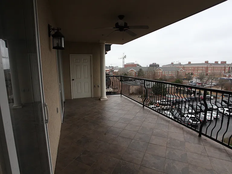 234 W Magnolia Ave #311 — Photo 30