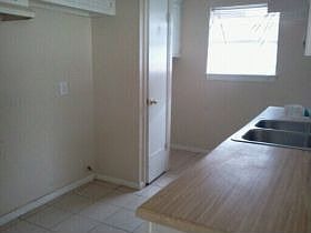4th image of 7430 Aljean Ln