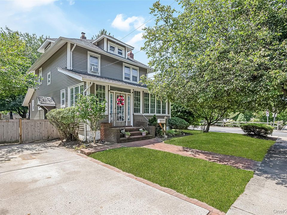 1st image of 958 Thomas Avenue