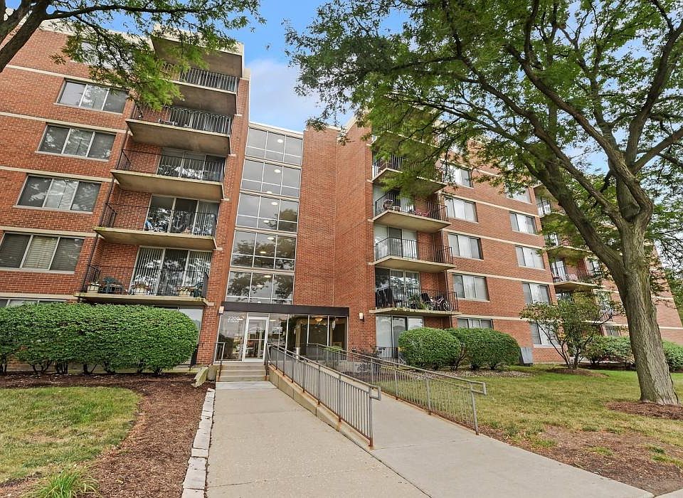 1st image of 2200 S Grace St #6-103