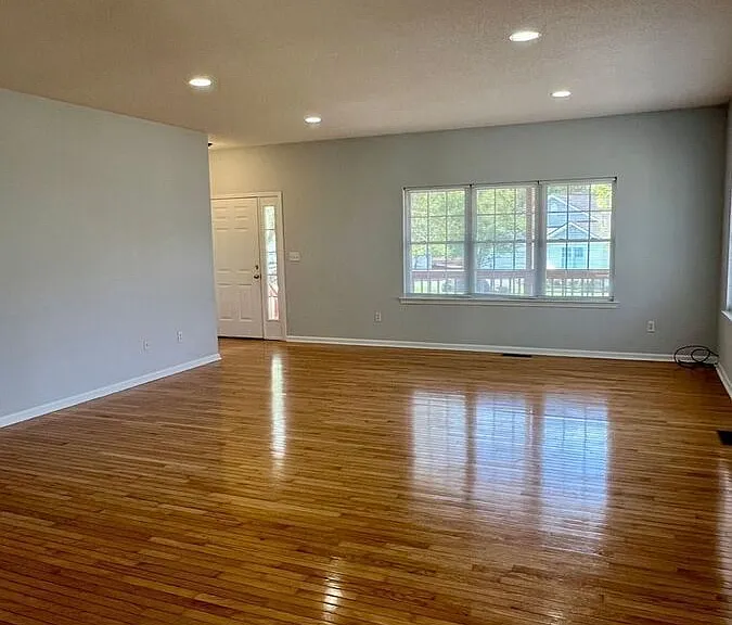 250 Highland Golf Dr — Photo 4