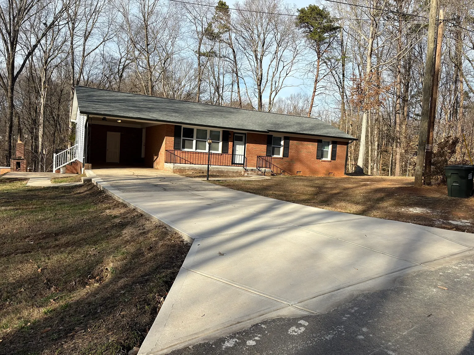 3 bed, 1269 sqft, $1,650 — Photo 2