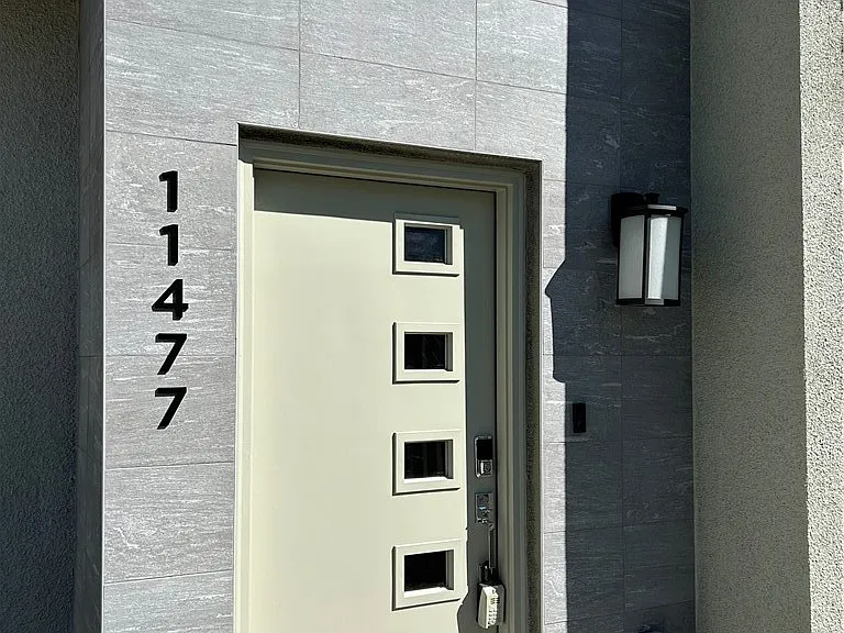 11477 Vibrant Heights Dr — Photo 1