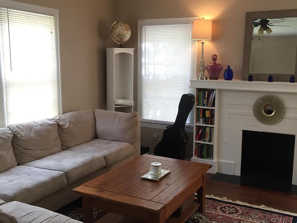 2nd image of 121 Prospect St