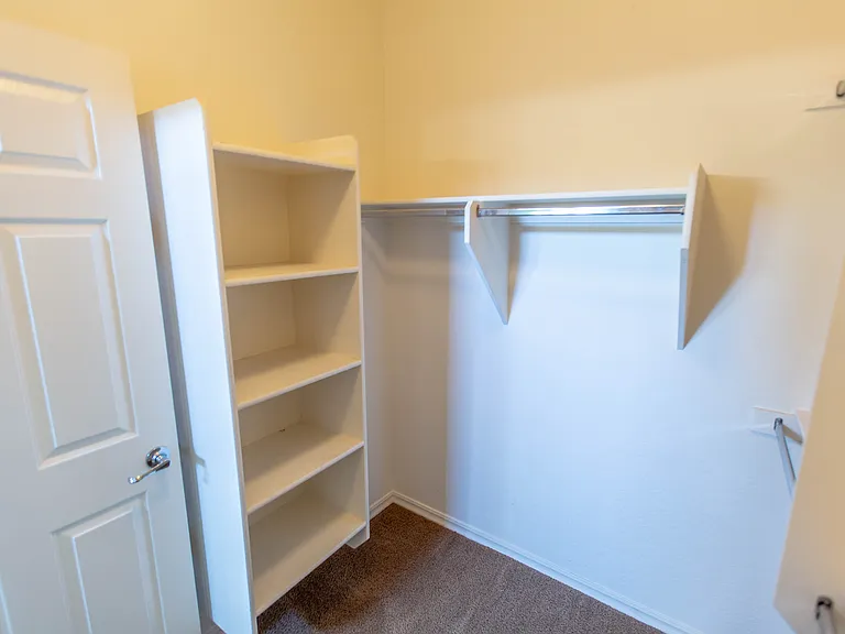 18815 E Swan Dr — Photo 30