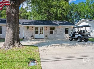 513 Gayfer Ave, Fairhope, AL 36532