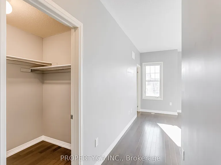 24 Clarington Blvd — Photo 31
