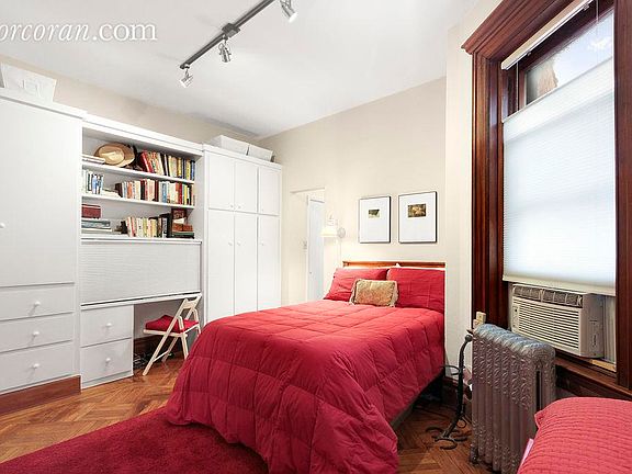 5th image of 205 Park Pl APT 16