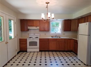 110 Fennell St APT B, Skaneateles, NY 13152