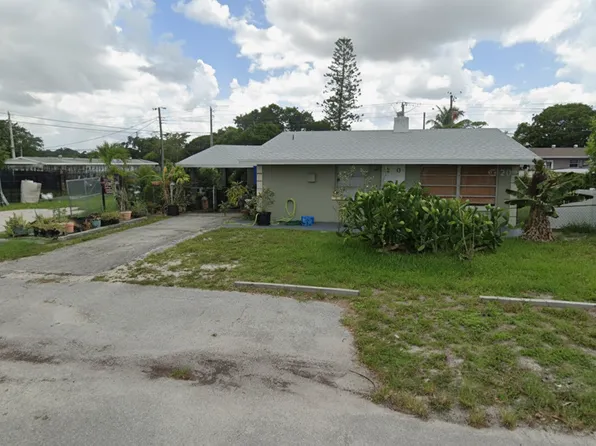 977 Miner Rd, Lake Worth, FL