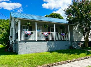 307 E Spring St #1, Oliver Springs, TN 37840