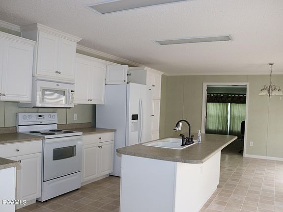 5th image of 161 Louana Ln