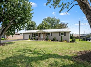 409 Lagoon Dr, McMinnville, TN 37110