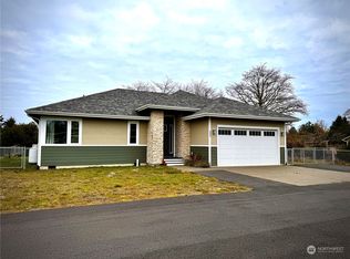 880 Point Brown Ave SE, Ocean Shores, WA