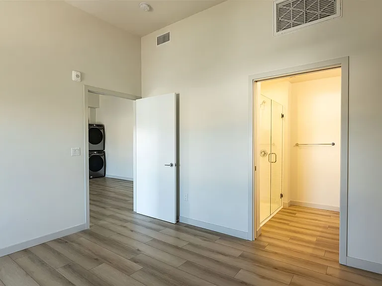 4233 Kansas Street — Photo 35