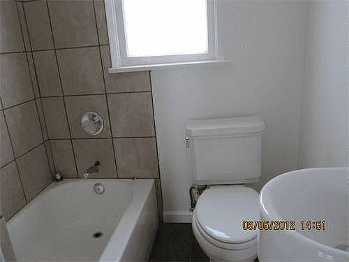 4th image of 1206 E La Palma Dr