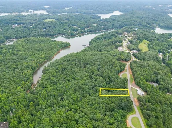 6935 Crestline Dr, Dawsonville, GA 30534