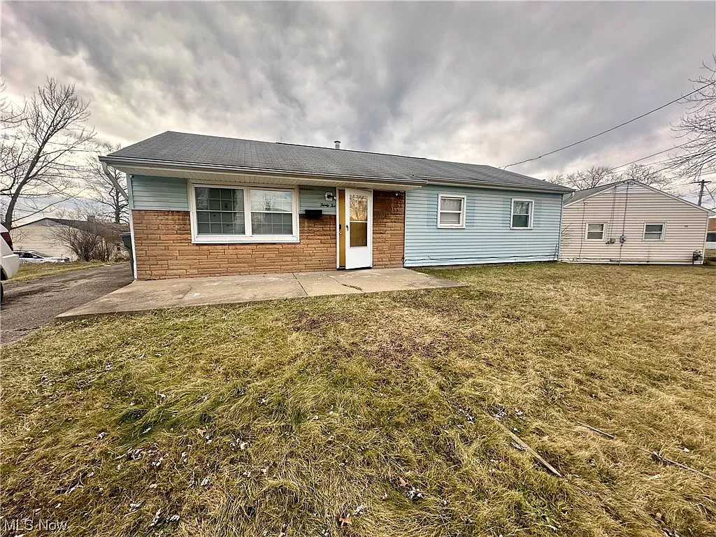 32 Fincastle Ln photo 1