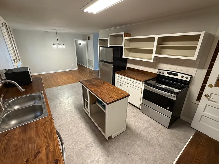8323 E Mountain Ln — Photo 12