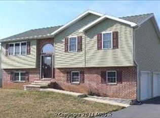 10487 Mapleton Rd, Shippensburg, PA 17257