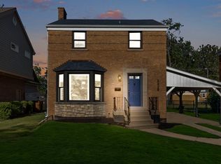 2429 S 9th Ave, North Riverside, IL 60546