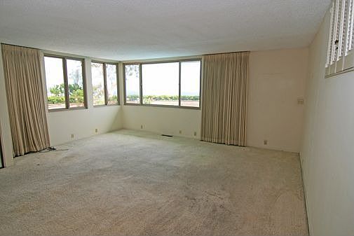 5th image of 826 Guanajuato Dr