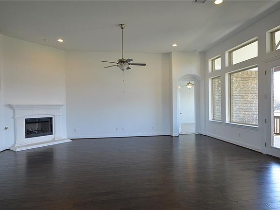 2nd image of 2705 Ursula Ct