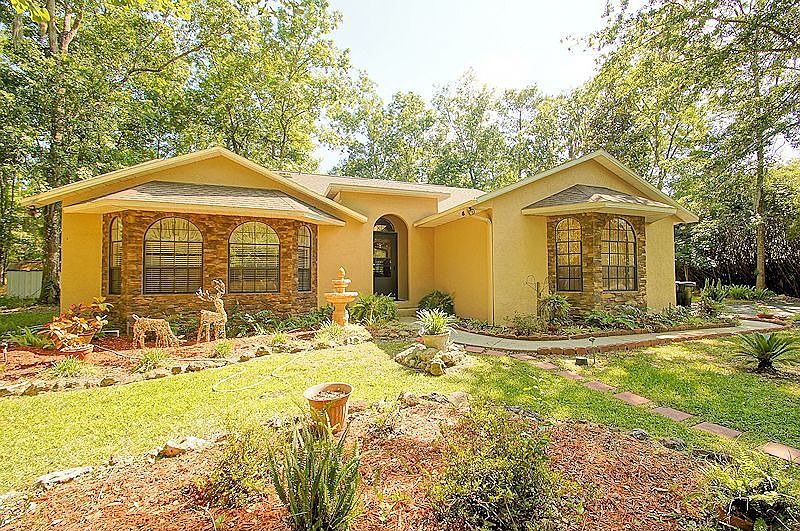 1st image of 10513 NW 25th Pl