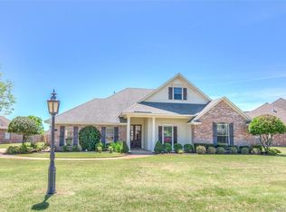 117 Horseguards Ave, Bossier City, LA 71111
