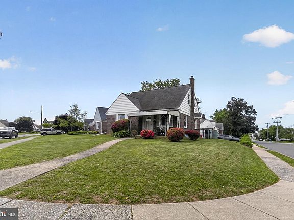 2nd image of 518 Bonsall Rd